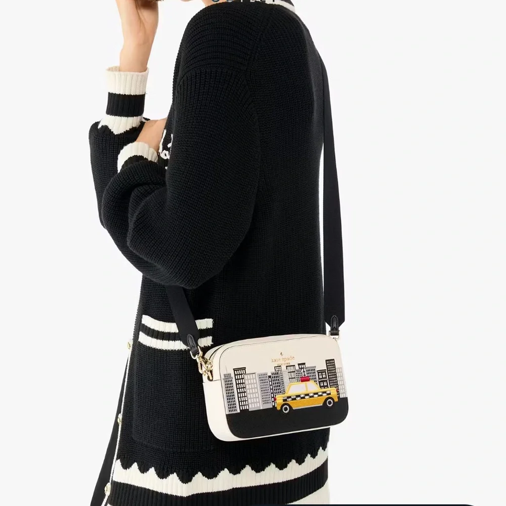 NWT KATE SPADE NYC Big Apple Mini Camera Bag‎
